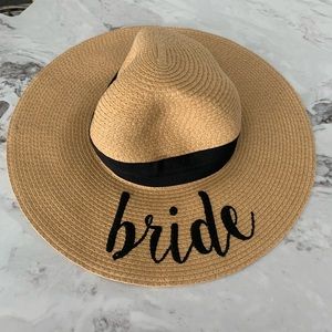 Bride floppy straw beach hat